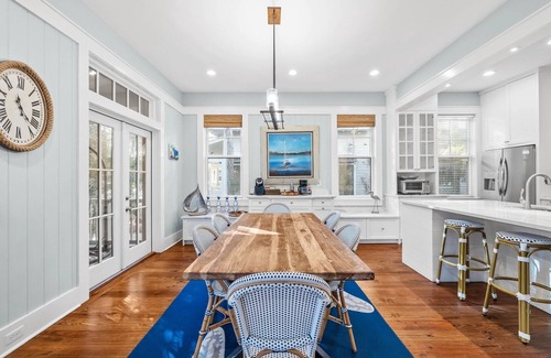 Forest District Casa | Book Now for Fall Stays! Private Pool and Sitting Spa! Community Amenities! 4 Adult Bikes!