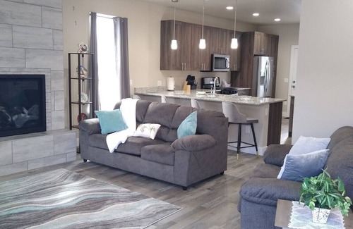 Salida Casa | Book NOW for Summer Events! Located in downtown Salida!