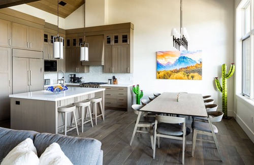 Spanish Peaks Casa | Book Your Summer Getaway Now! Luxury Townhome in Spanish Peaks with Private Hot Tub!