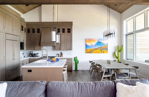 Spanish Peaks Casa | Book Your Summer Getaway Now! Luxury Townhome in Spanish Peaks with Private Hot Tub!