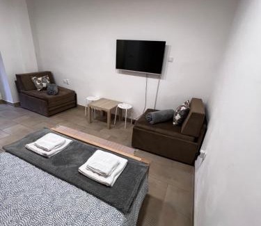 Zemun Apartamento | Booking Apartments Alone 2