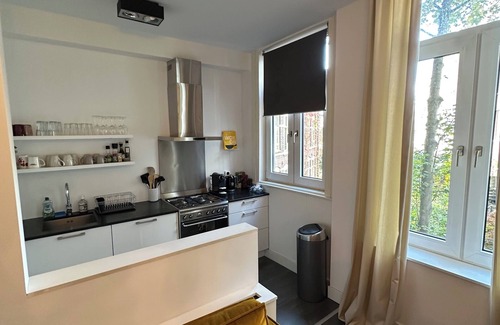 Plantage Apartamento | Bookings welcome 2025-2026! 5 Star Reviews Apartment in the Heart of Amsterdam