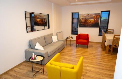 Aninoasa Casa | BookMeNow