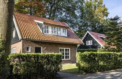 Losser Casa | Boomgaard by Interhome