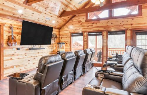 Caton Casa | Boon by AvantStay 40-Guest Luxe Smokies Retreat