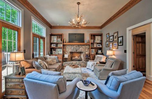 Boone Casa | Boone Home with Fire Pit - Near App Ski and Sugar Mtn!