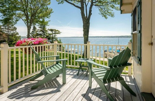 Boothbay Harbor Condominio | Boothbay Cottg | Oceanfront+Deck | No Hidden Fees