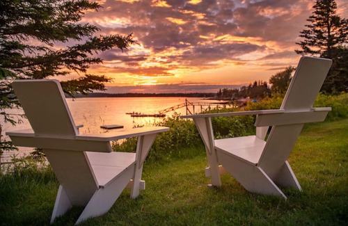 Boothbay Harbor Condominio | Boothbay Cottg | Oceanfront+Deck | No Hidden Fees