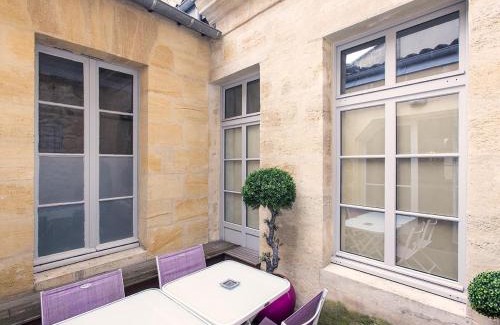 Hotel de Ville - Quinconces Apartamento | Bord'ôappart Le Cheverus