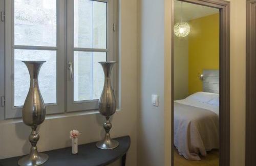 Hotel de Ville - Quinconces Apartamento | Bord'ôappart Le Cheverus