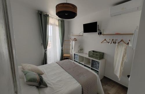 Les Sablettes Apartamento | bord de mer "L'ONADA" Sablettes Saint Elme Saint Mandrier