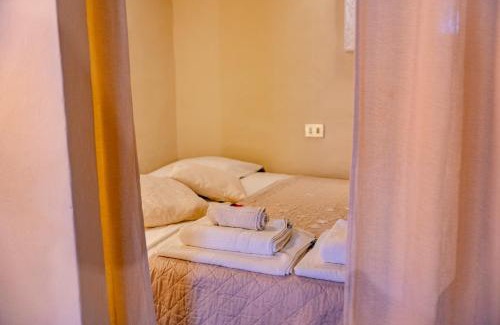 Santa Croce Apartamento | Borgo Allegri Apartment
