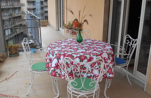Borgo-Sanzio Apartamento | viviendas "Borgo Antico" en el centro, con aparcamiento