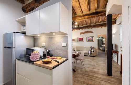 Simignano Casa | "Borgo dei Fondi" Il Forno Planta baja aparcamiento gratuito sin wifi