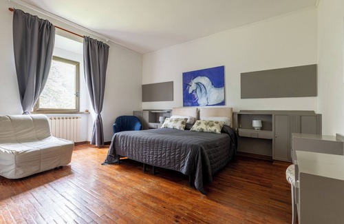 Florence Otro | Borgo dei Ricci Farmhouse: Standard Apartment with Garden View