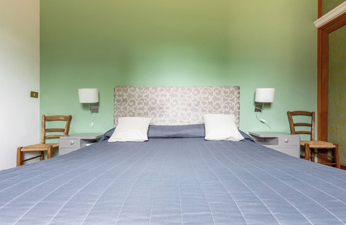 Florence Otro | Borgo dei Ricci Farmhouse: Standard Apartment with Garden View
