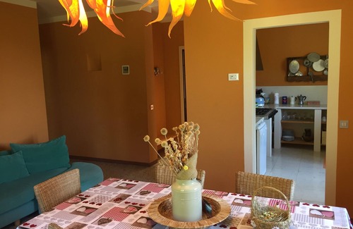 Gardola Otro | BORGO PARADISO- Spacious 4-bedroom farmhouse on 2 floors, sleep 12. Pet friendly