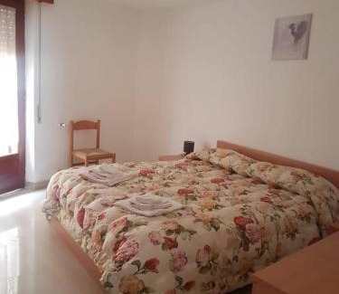 Castelmola Apartamento | Borgo San Giorgio Apartment