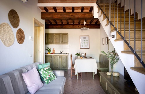 Rosignano Marittimo Apartamento | Borgo Verde