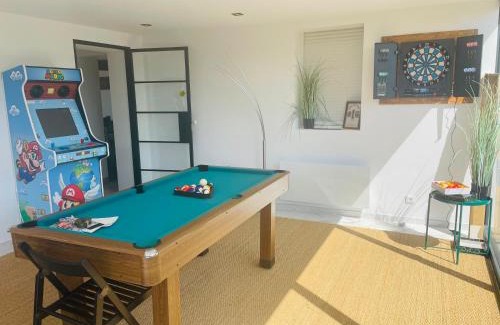 Blainville-sur-Mer Casa | Borne arcade, Billard, Fléchettes & Sauna 6pers