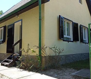 Dunasziget Apartamento | Borostyán Vendégház Dunasziget
