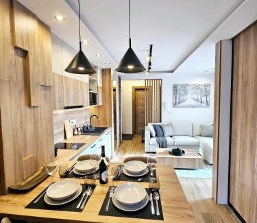 Divcibare Apartamento | Borovi Deluxe Suite