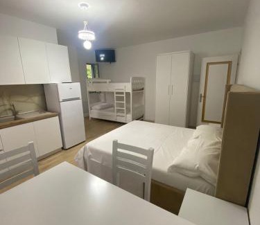 Qazim Pali Apartamento | Borsh apartments