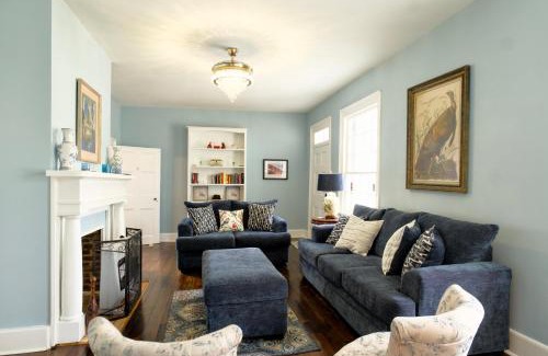 Natchez Casa | Borum House - 3 Bed, 2 & Half Bath, Full Kitchen, Heart of Downtown Natchez