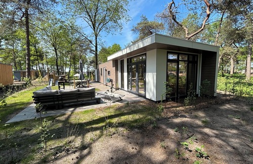 Municipality of Hellendoorn Chalet De Esquí | Bos Chalet Hellendoorn with Hot tub