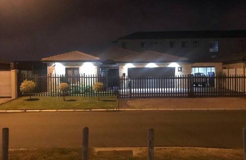 Parow Villa | Bosch Villa