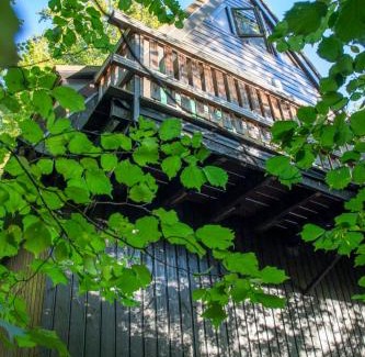 Septon Chalet De Esquí | Boshuisje Durbuy met zwembad op het park
