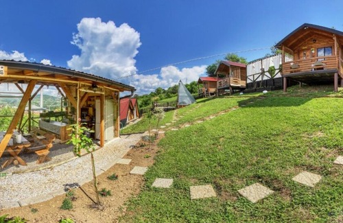 Visoko Cabina | BOSNIAN PYRAMID GLAMPING