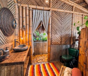 Alegrias Casa | BOSQUE SECRETO Ecolodge
