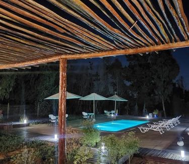 Algarrobo Cabina | Bosques de San José Lodge