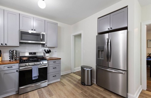 Detroit Casa | Boston Edison District Beautiful 4 BD/2.5 BA Home