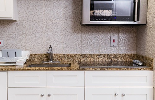 Eastwood Park Apartamento | Botanic Bliss Living in Kingston