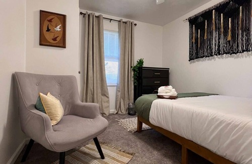Greensburg Apartamento | Botanical Bungalow in Greensburg