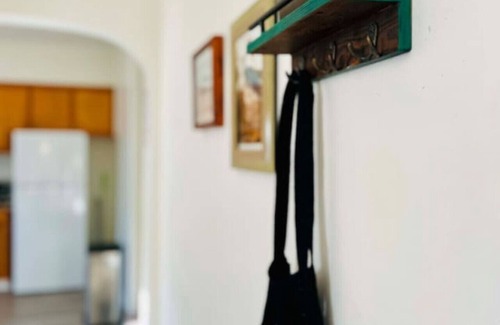 Southwest Greensburg Apartamento | Botanical Bungalow in Greensburg