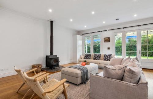 Spring Creek Casa | Botham's Beauty - Blenheim Holiday Home
