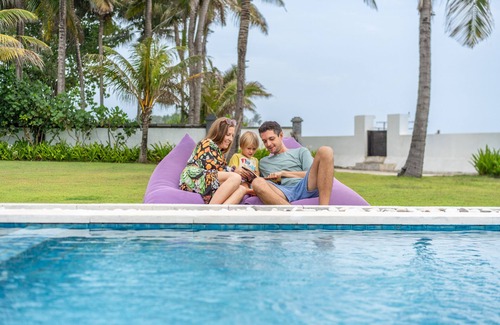 Banjarangkan Villa | Bougain Villa - Fantástica escapada frente al mar