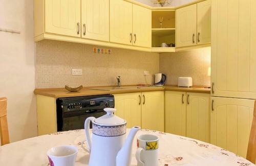 Cospicua Apartamento | Bougainvillea Breeze & Marina View