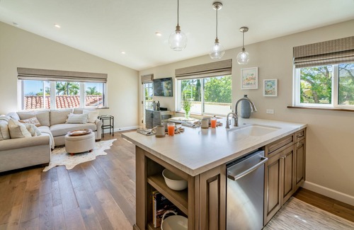 East Mesa Apartamento | Bougainvillea Retreat - Mediterranean Retreat Near the Beach