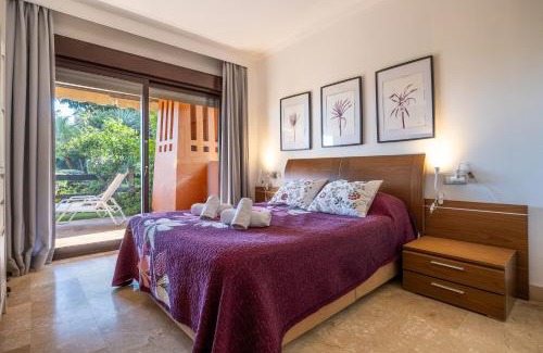 Buenas Noches Apartamento | Bougainvillea Retreat, Espacioso Terraza & Parking
