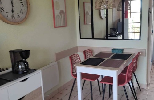 Bourgenay Apartamento | Bougenay vacation village with free swimming pool from May to mid-September
