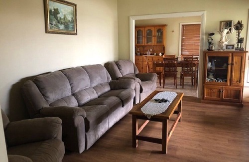 Broken Hill Casa | Boughtman Cottage 4 beds, sleeps 6