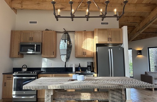 Staatsburg Casa | Boulder Tree House 🌲🌲🌲 Unique, romantic and exciting! An architectural gem.