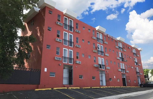 Carcel Apartamento | Boulevard 102