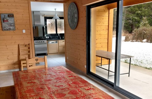 Le Bourg-d'Oisans Chalet De Esquí | NUEVO: Wood & Nature para este chalet de 8 a 12 personas con vistas panorámicas