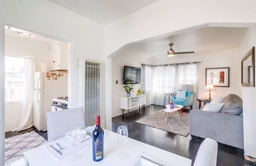 South Park Apartamento | Boutique 1 bedroom in walkable & trendy neighborhood of South Park