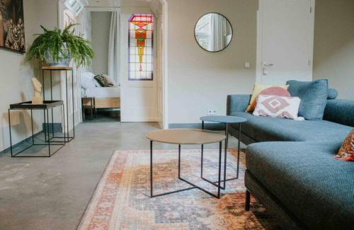 Tilburg Apartamento | Boutique 2br Apt With Garden At Fontys